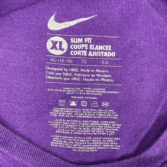 Nike Slim Fit Purple No Finish Line Crew Neck Graphic Tee - Picture 10 of 11